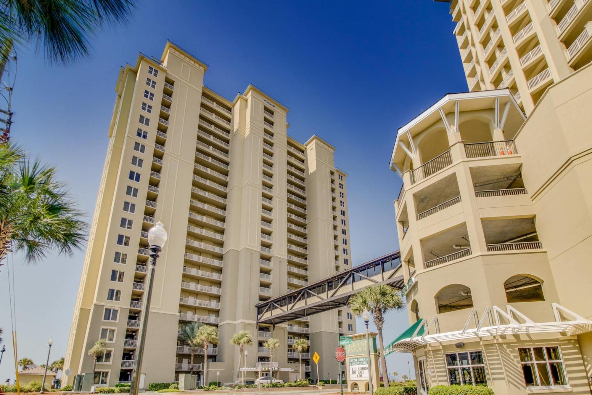 Apartment Grand Panama Tower *